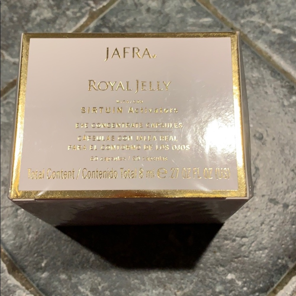 Jafra eye concentrate capsules